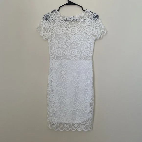 White Lace Scallop Hem Dress - Picture 10 of 10